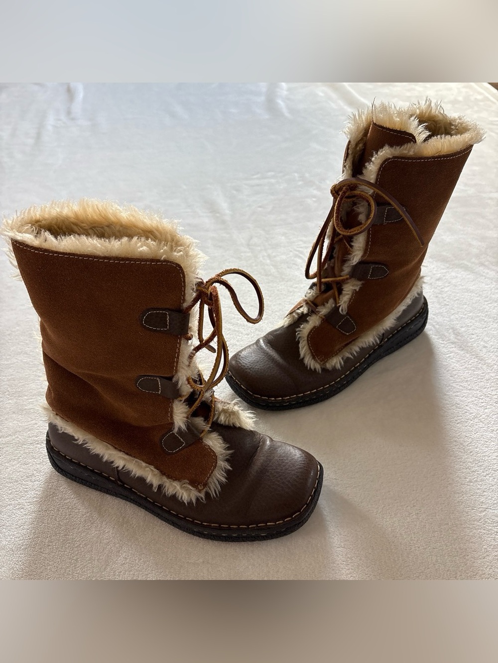 Vintage Y2K Cherokee Brown Faux Fur Leather Lace Up Boots Size 9